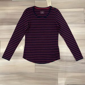 NWT DENVER HAYES Fitted Striped Everyday Tee Size Medium Soft Comfy Stretch